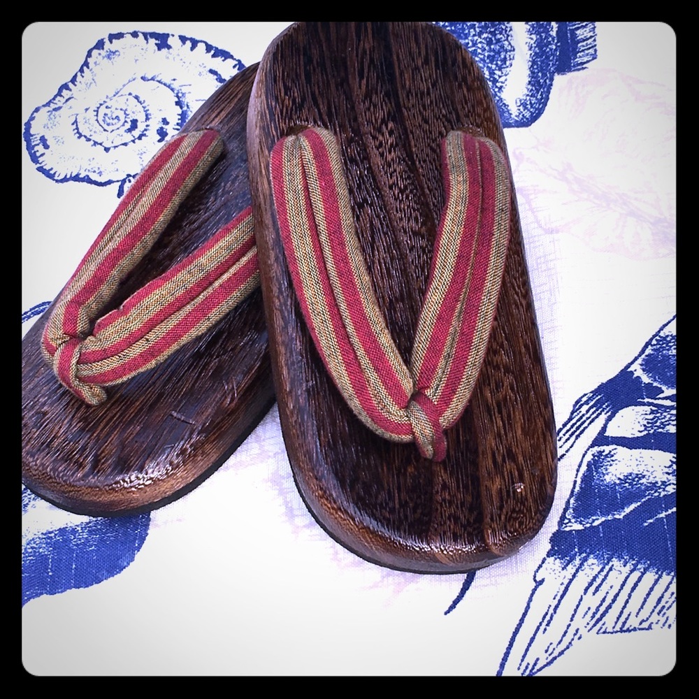 ‼️Japanese Wooden Clogs